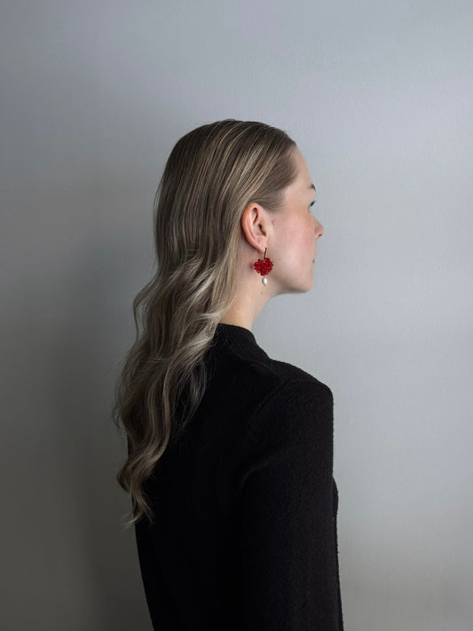 Silvia-helmikorvakorut