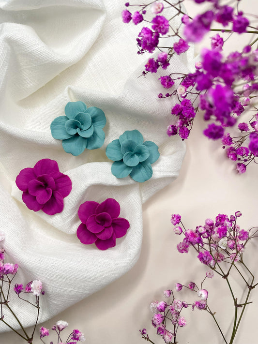 Neela-nappikorvakorut