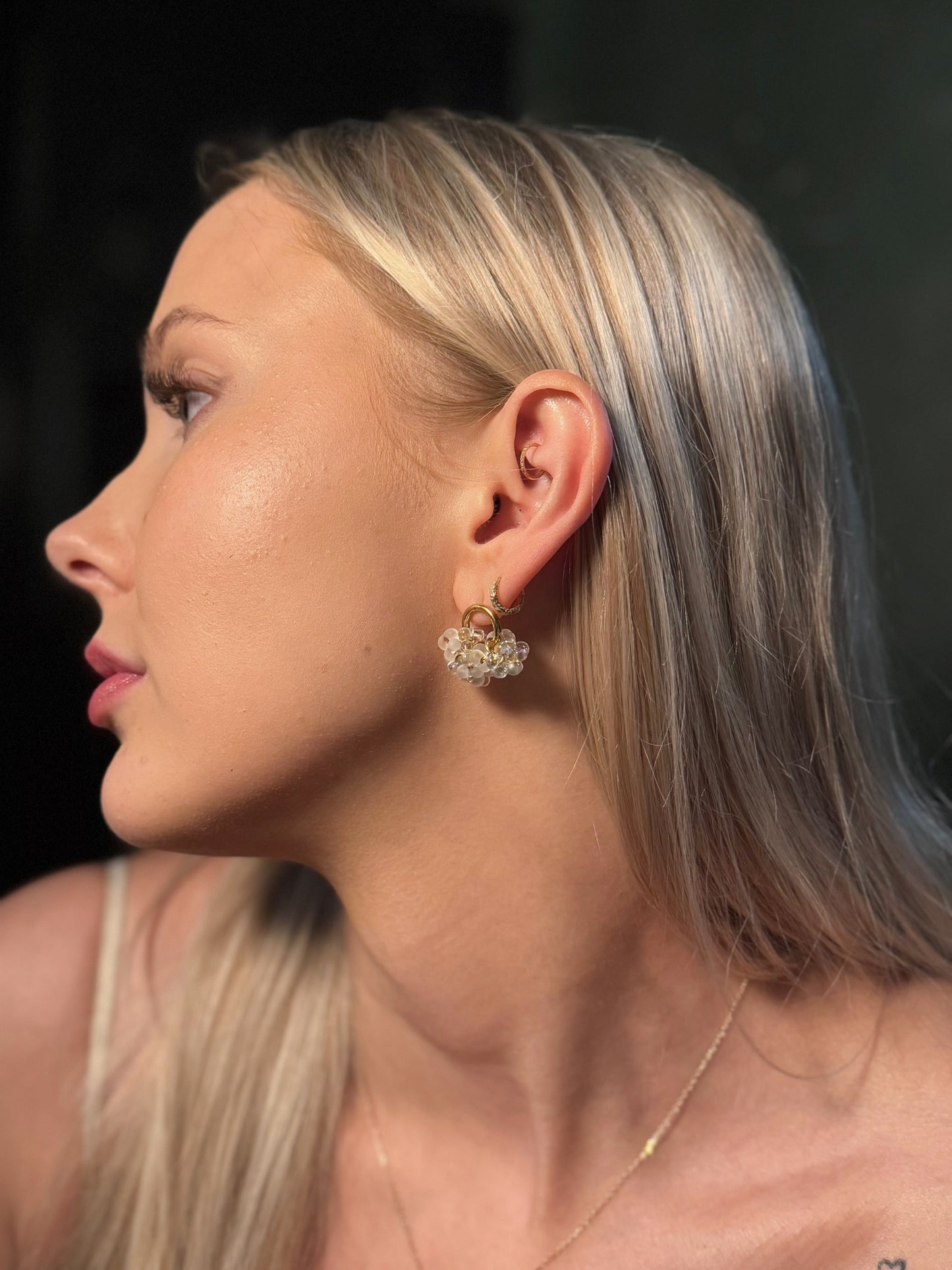 Adelma-nappikorvakorut