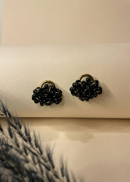 Adelma-nappikorvakorut