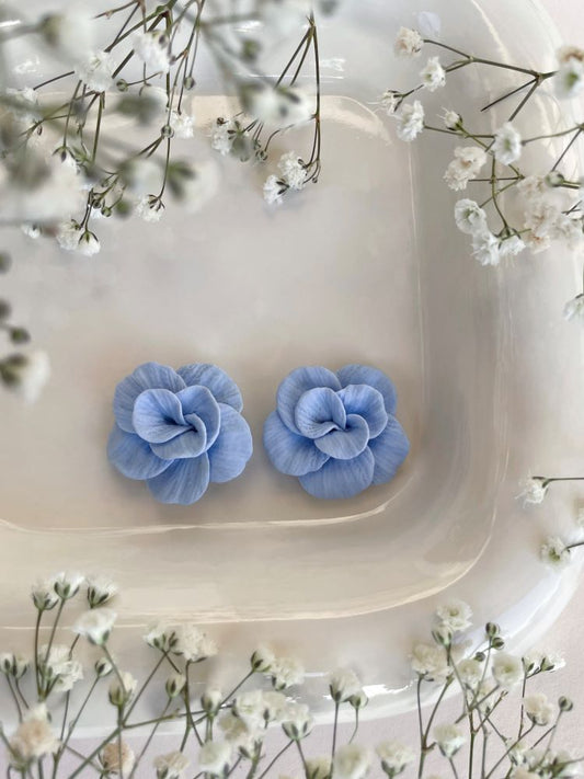 Neela -nappikorvakorut